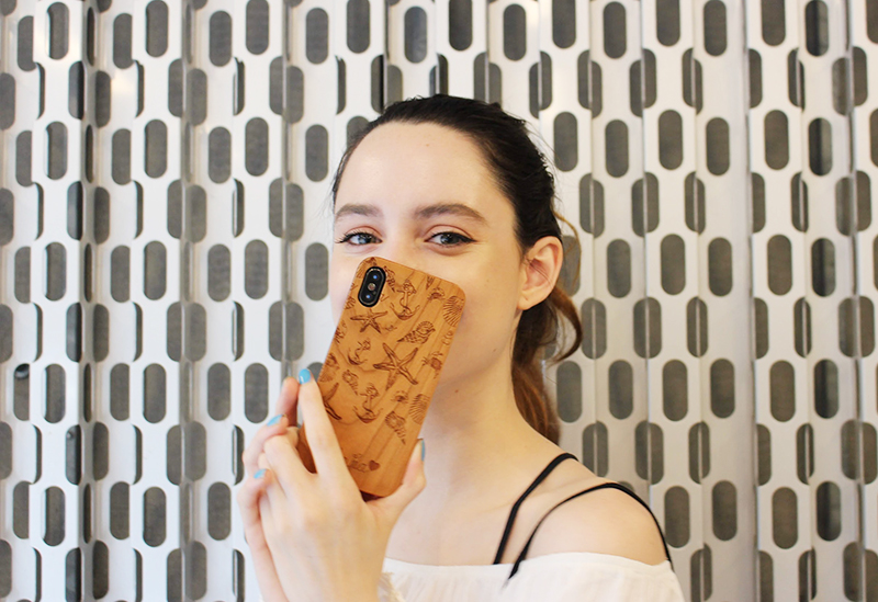 彼氏にプレゼント オーダーメイドのスマホケースはいかがでしょうか オリジナルiphoneケース スマホケース オリジナルグッズを1個から格安作成 Me Q メーク