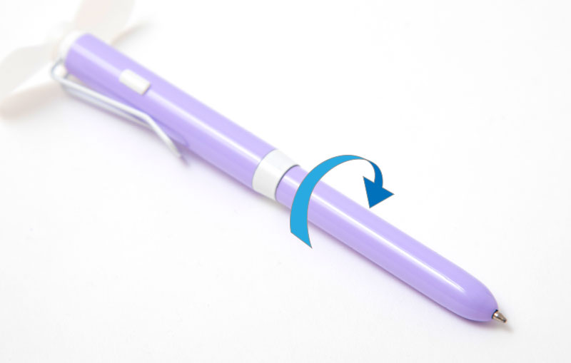 回転式でボールペンがご利用可能なオリジナルミニファン付きボールペン