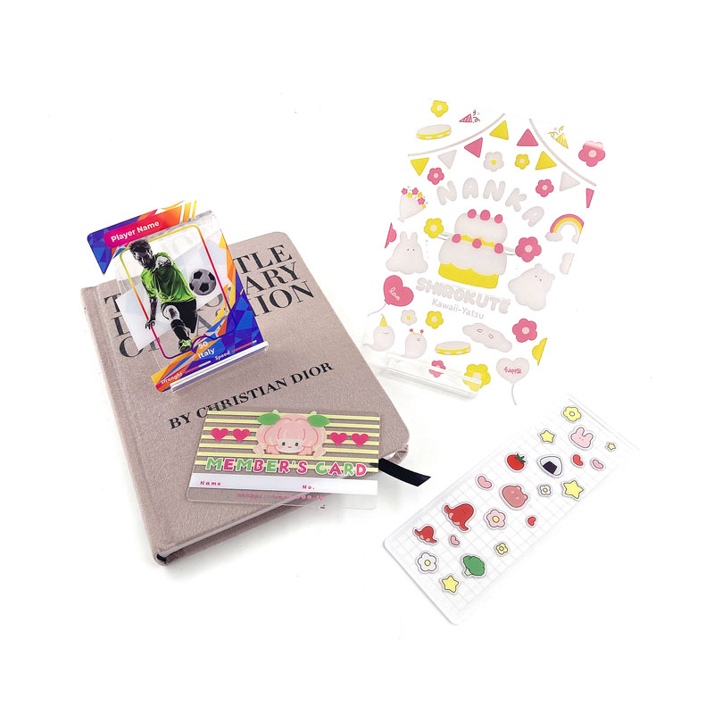 カード印刷（プラスチックカード）を1枚からオリジナル作成・自作｜名刺・ショップカード・トレーディングカード（トレカ）・しおりを小ロットで作るならME-Q（メーク）