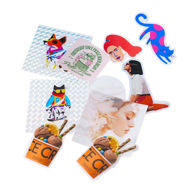 1枚から自作で作れる！耐久性抜群のオリジナルステッカー印刷。多彩なタイプでデザイン自由｜ME-Q（メーク）