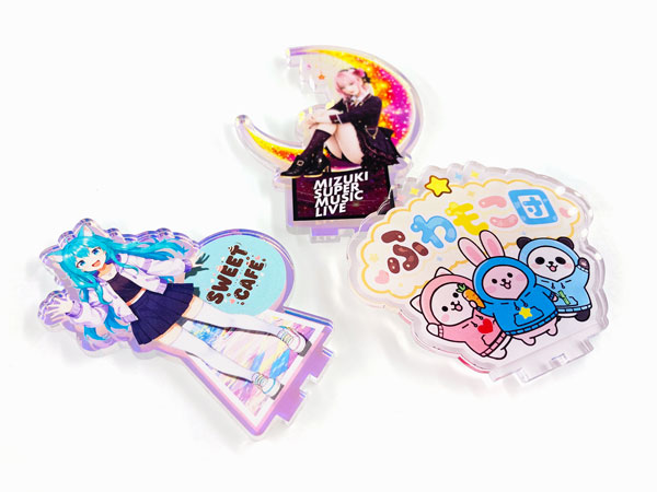 ダイカット対応フルカラー印刷のアクリルスタンド制作