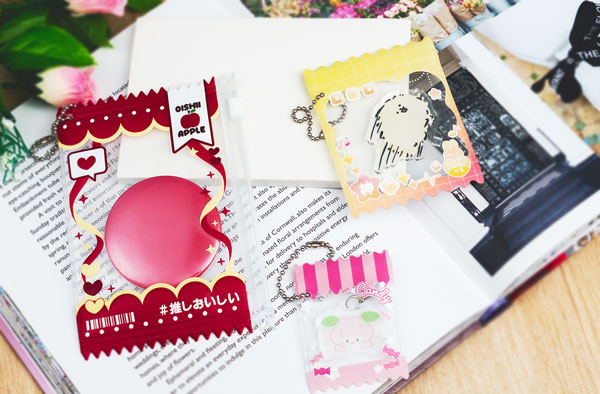 1個から作成できるオリジナルお菓子パッケージキーホルダー