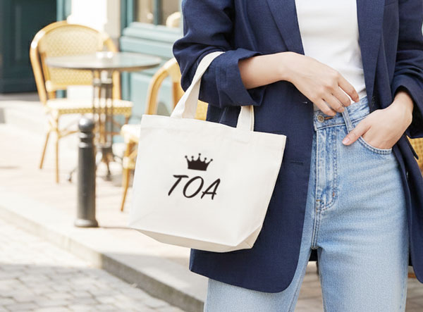 名入れオーダーメイドで作る丈夫なキャンバストートバッグ