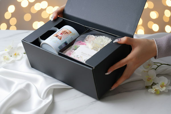 大手ショップ採用の高精度フルカラープリントと直送対応で安心ギフト