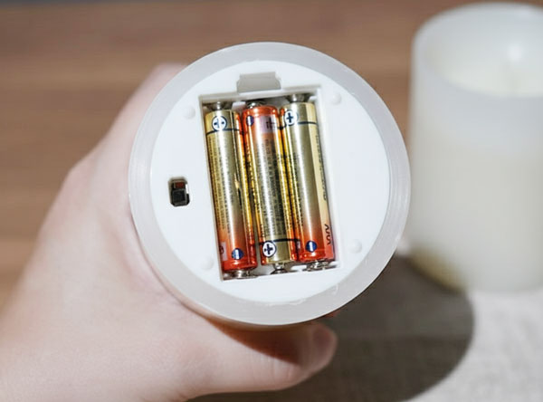 コードレス・電池式でどこでも使える便利なLEDキャンドル